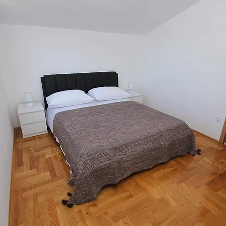 Dominik Appartement *
